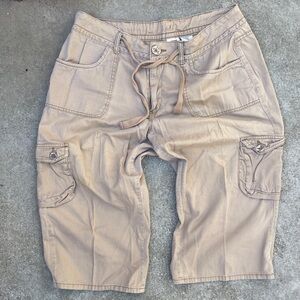 Faded Glory Tan Capris with Cargo Pockets